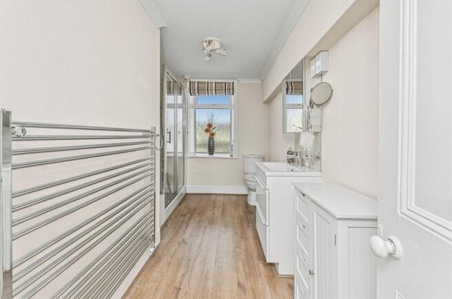 3 bed Terraced for sale Image 11