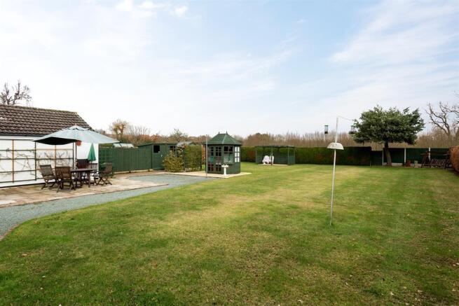 Rear Garden Alt View