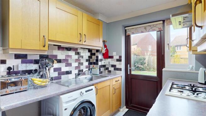 Bernstein Close, Browns Wood, Milton Keynes photo 4