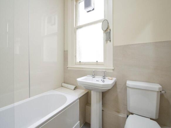 39LearmonthGrove_000