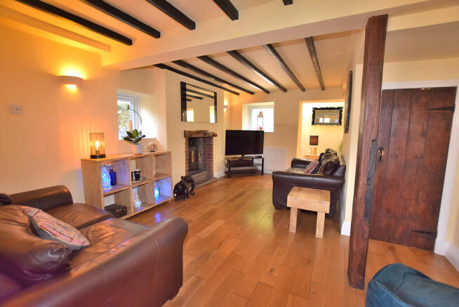 4 bed Detached for sale Image 4