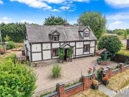 Sunshine Cottage, Evesham Road, Worcester WR7 4LN