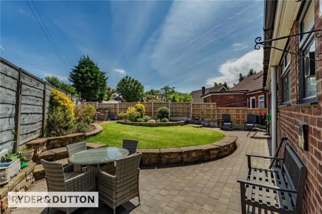 4 bed Detached for sale Image 3