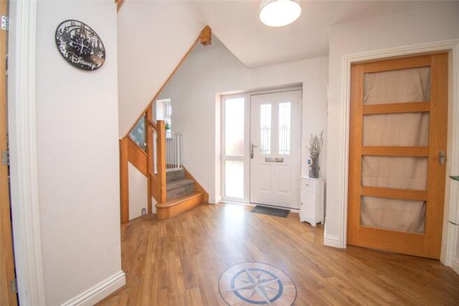 Oaklea Road, Irby, Wirral photo 4