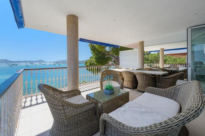 Covered Terrace (2)