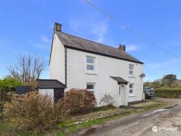 Hendra House, Hendra Lane, Helston TR13 9TT
