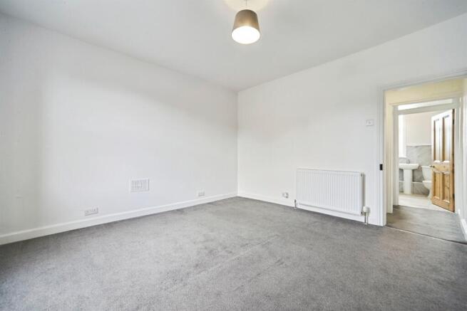 2 bed Terraced for sale Image 11