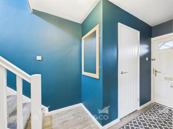 4 bed Semi-Detached for sale Image 8