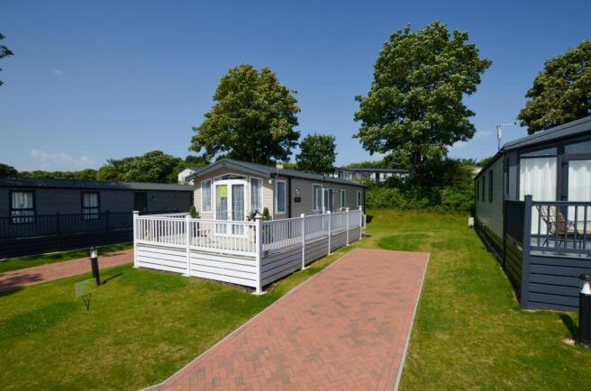 To Book A Viewing Call TPS Lostwithiel on 01208 87