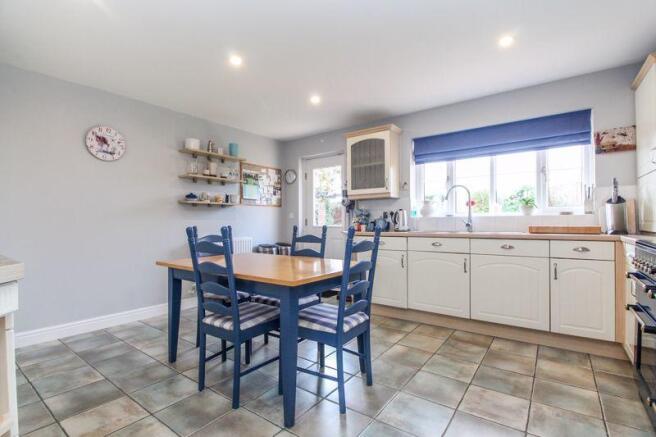 Kitchen/Breakfast Room