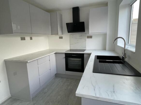 Kitchen..jpg