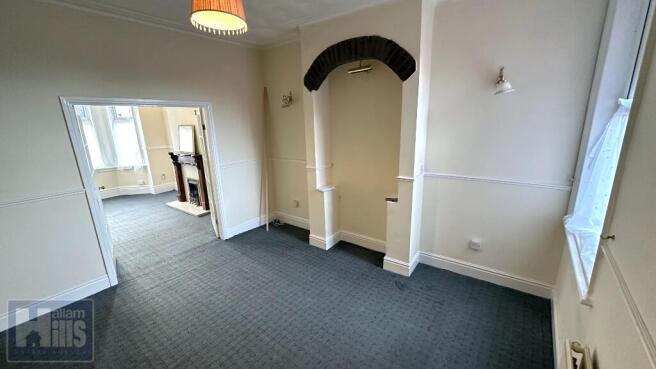 3 bed Terraced to rent Image 5