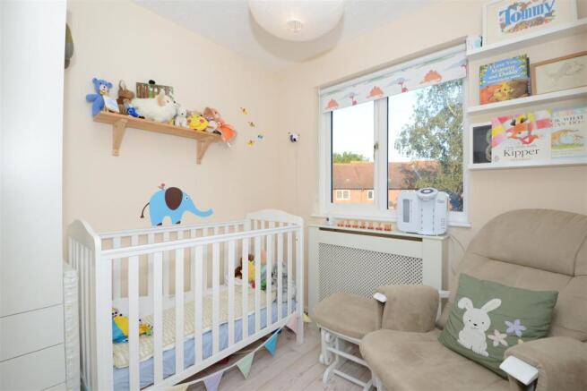 62 Shaw Drive bed 3.jpg