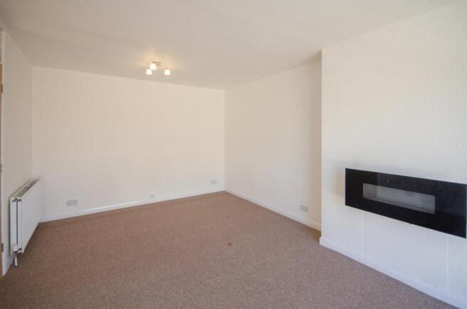 2 bed Semi-Detached Bungalow for sale Image 11