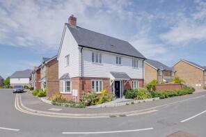 45, Bulrush Lane, Hailsham BN27 4FB