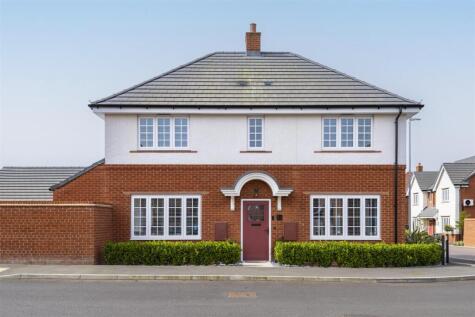 Kings Grove, Cranfield, Bedford