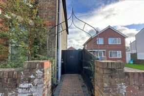 233c, Mill Road, Deal CT14 9BQ