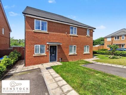 Latrigg Crescent, Middleton, Manchester, M24