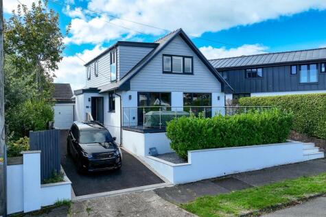Whiteshell Drive, Langland, Swansea