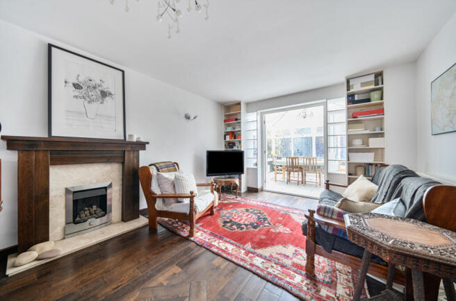 1437733-12-69df89...