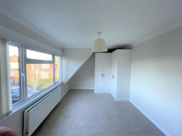 bedroom 1lighter.jpg