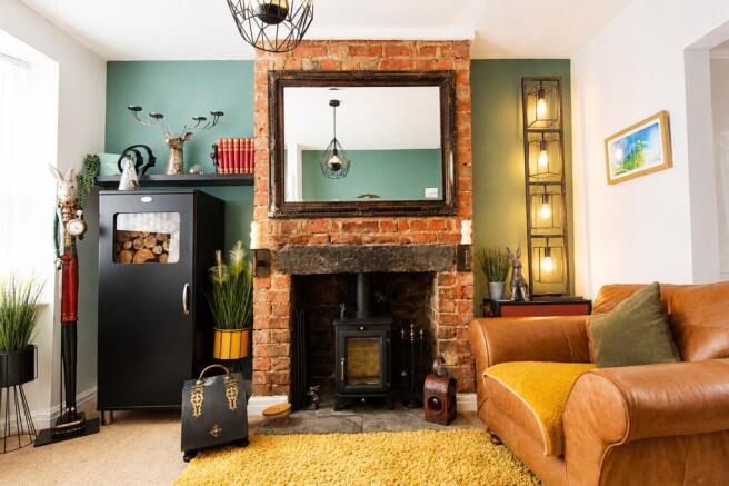 2 bed Terraced for sale Image 7