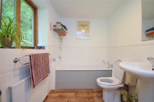3 bed Detached for sale Image 9