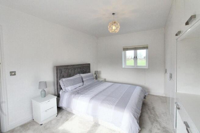 Bedroom 2.1