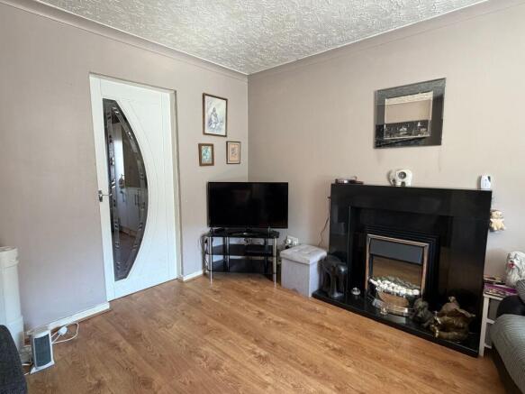 Chapelside Avenue, Airdrie, ML6 photo 4