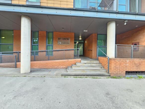 3 bed Ground Flat to rent Image 11