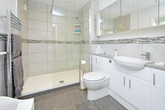 Bedroom one en-suite