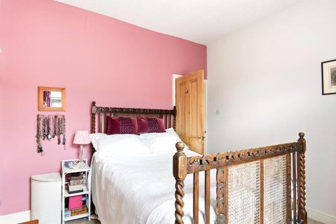 2 bed Terraced for sale Image 10