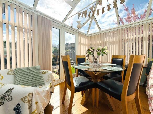 3 bed Semi-Detached for sale Image 7