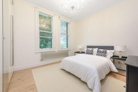 Fitzjohns Avenue, Hampstead, London, NW3