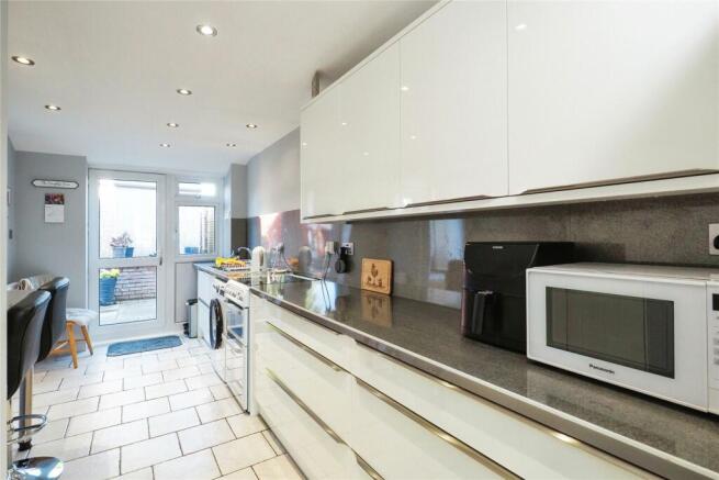 Fitted Kitchen