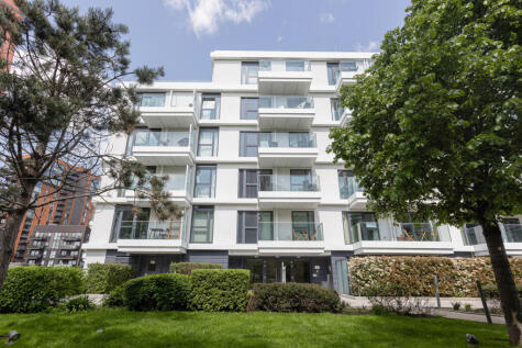 Wandsworth Road, Nine Elms, SW8