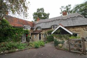 Eaton Beeches, High Street, Stoke Goldington MK16 8NP