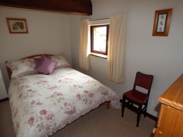 Photo 6