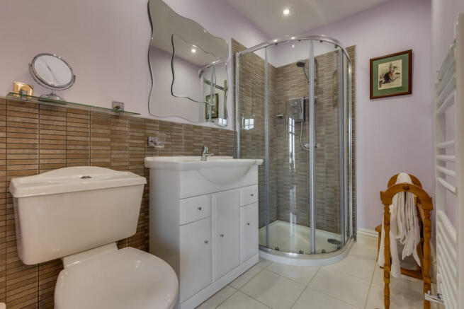 Bedroom 1 En-Suit...