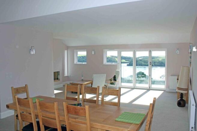 living room/views