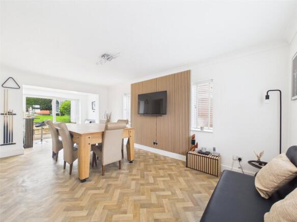 Campden Road, Tuffley, Gloucester, GL4 photo 4