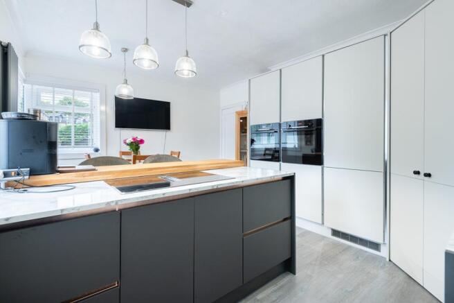 KITCHEN AREA