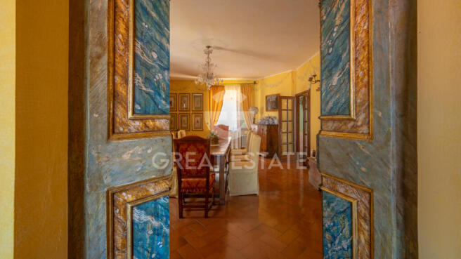 Interno