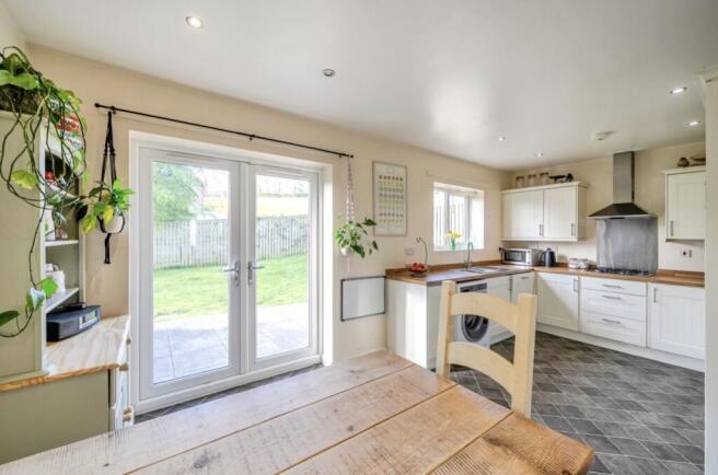 Kitchen dining room