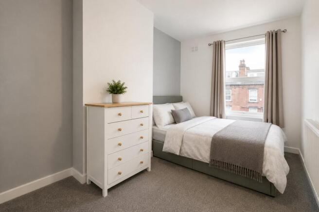 4 bed Terraced to rent Image 4