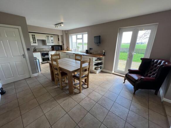 Kitchen diner