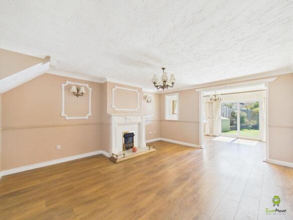 Presented by Nicoleta at EweMove Bexleyheath and D