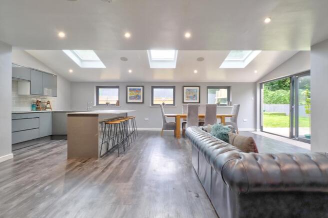 Kitchen / living area