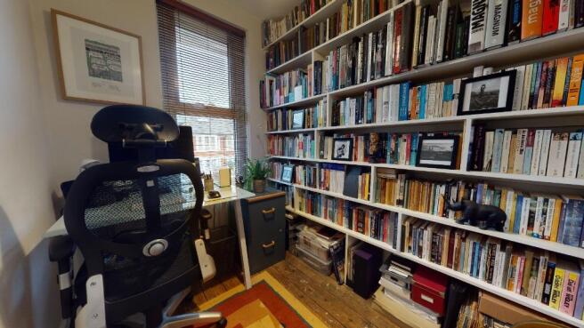 Photo 18