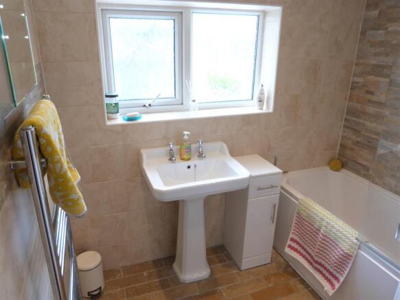 HOUSE BATHROOM